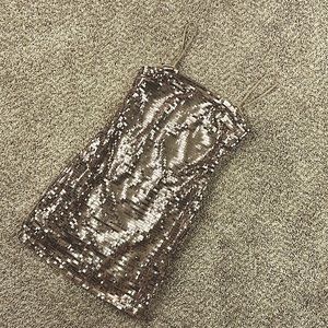 June & Hudson Gold Sequin Spaghetti Strap Party Cocktail Dress